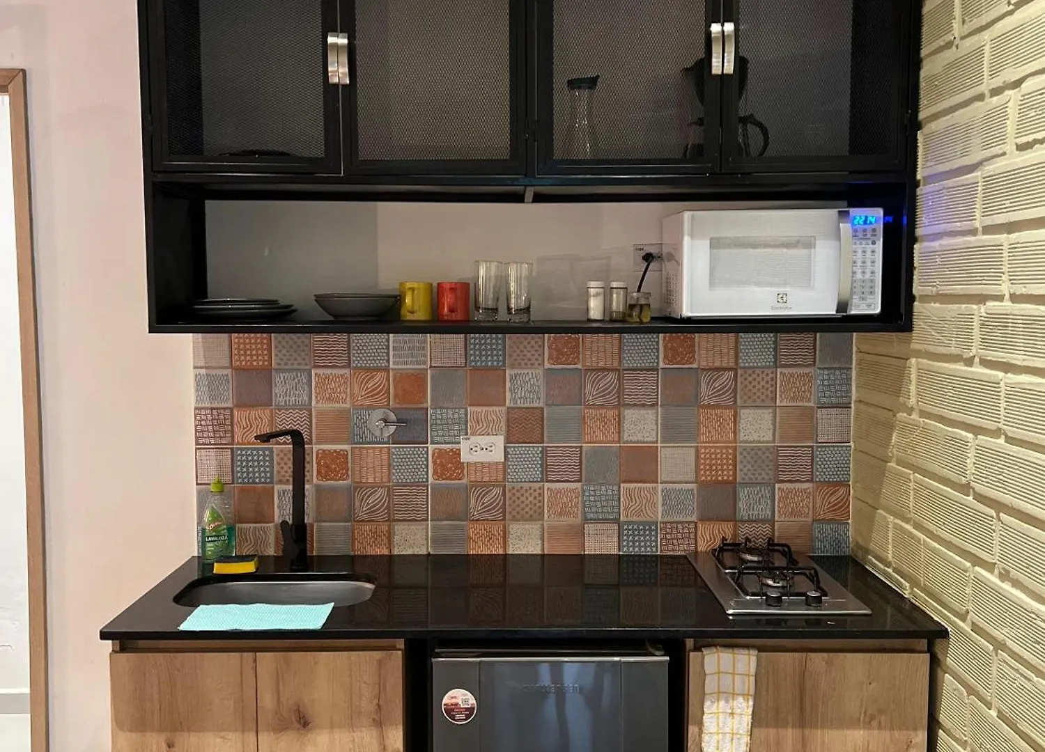Апартаменты Frn101 Cozy Loft Located In A Popular In Poblado By Roots Rentals Медельин Колумбия